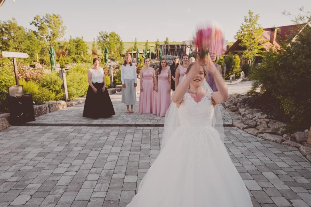 Hochzeit auf dem Brückenbaron — Bild 143
